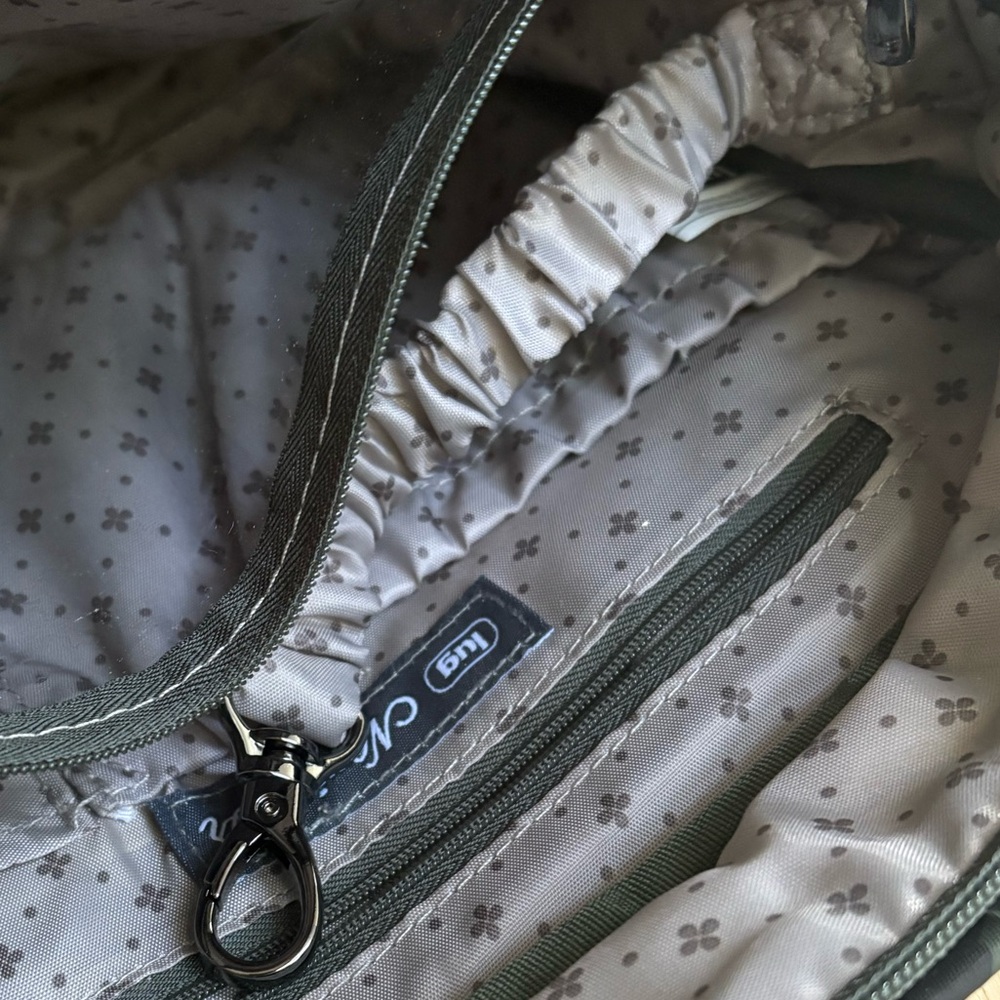 Lug Navigator Camo Quilted Messenger Bag - Picture 8 of 14